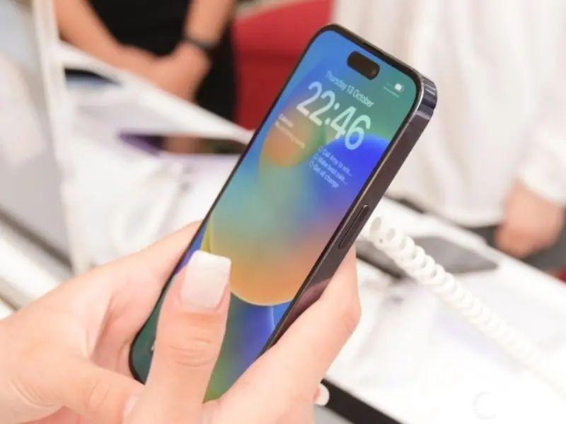 Điểm danh 5 mẫu iPhone giảm mạnh đón Tết năm 2024