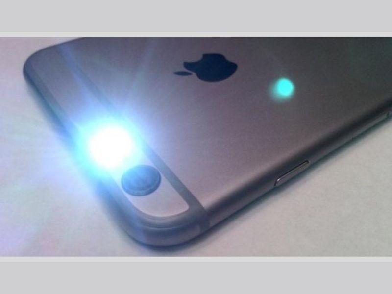 Cách bật flash khi có cuộc gọi đến iPhone phổ biến nhất