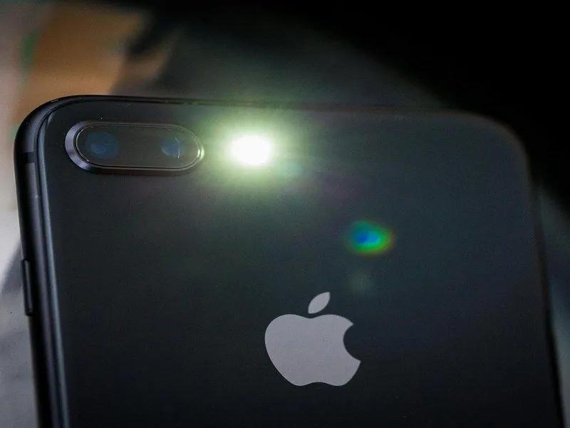 Cách bật flash khi có điện thoại iphone gọi đến hay tin nhắn mới