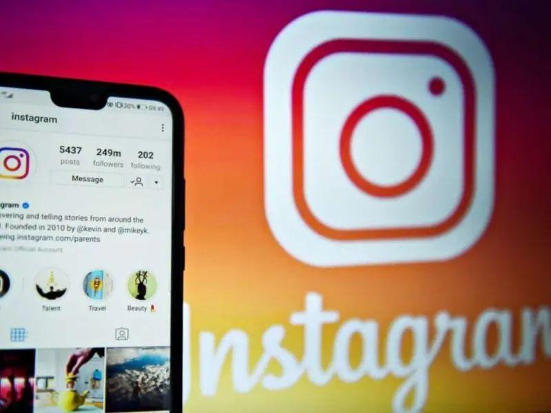 Mách bạn cách tạo kênh thông báo trên Instagram nhanh chóng