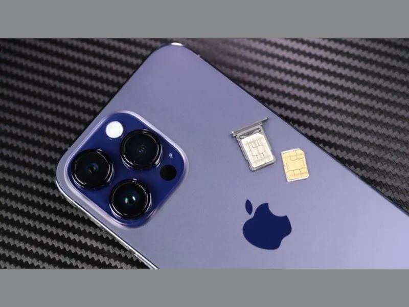 iPhone 15 có mấy sim? Còn khay để sim vật lý trên iPhone 15 không?