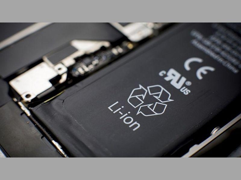 Tại sao sạc Pin iPhone vào chậm và nên làm gì để khắc phục?