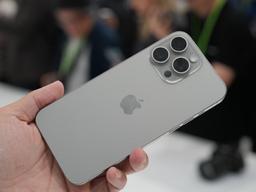 Pin iPhone 15 Pro Max bao nhiêu mAh? Đánh giá chi tiết hiệu suất và thời gian sạc