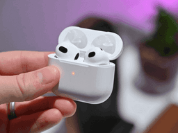 Airpods 3 sạc bao lâu thì đầy pin? Dùng được bao lâu?