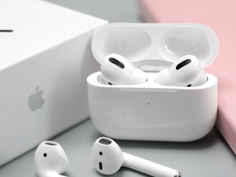 So sánh AirPods 3 và AirPods Pro 2: Có gì khác nhau?