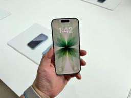 200+ Hình nền iPhone 17 sắc nét, đẹp nhất 2025