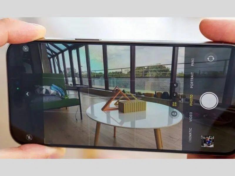 iPhone 15 Pro Max chụp ảnh bị tối do đâu? Làm sao xử lý?