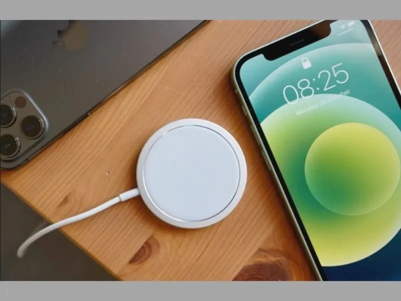 Tìm hiểu cách đế sạc không dây iPhone