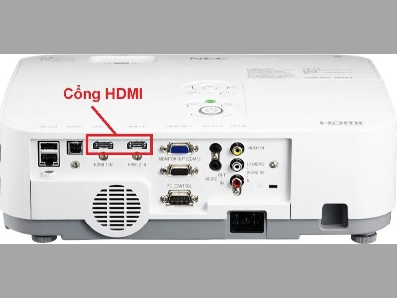 kiem tra cac cong ket noi khi may chieu khong nhan may tinh
