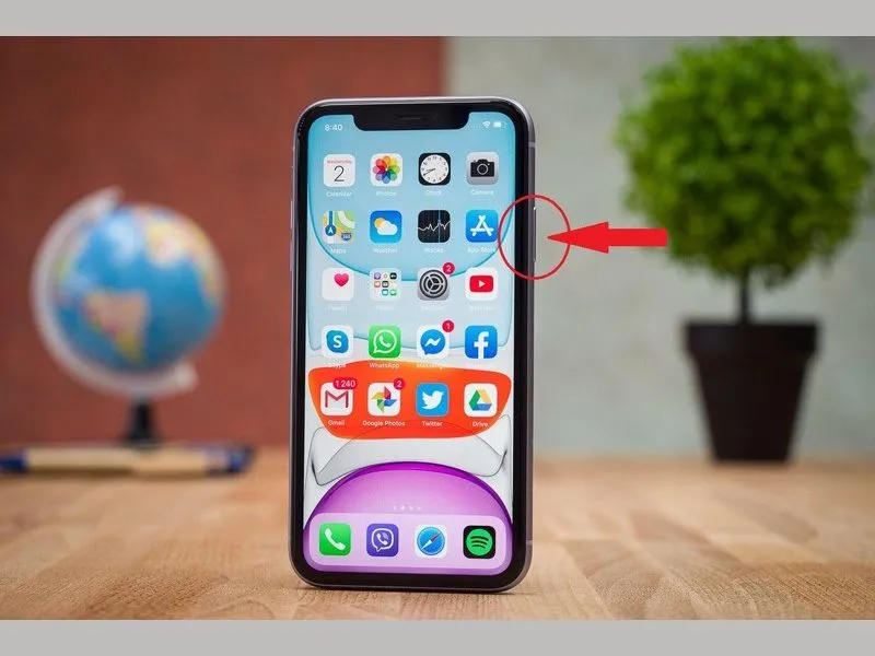 Khởi động lại thiết bị là cách đơn giản nhưng rất hiệu quả để khắc phục lỗi