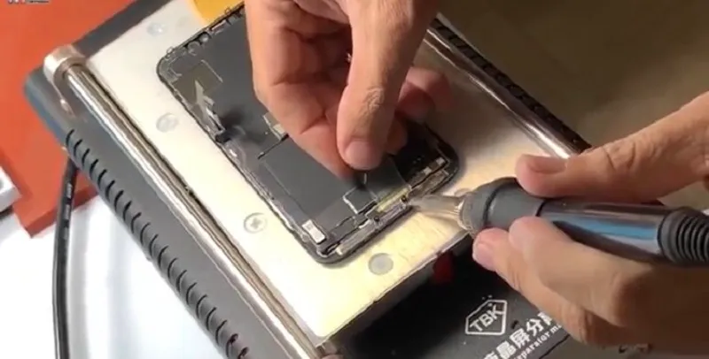 ep kinh iphone xs max
