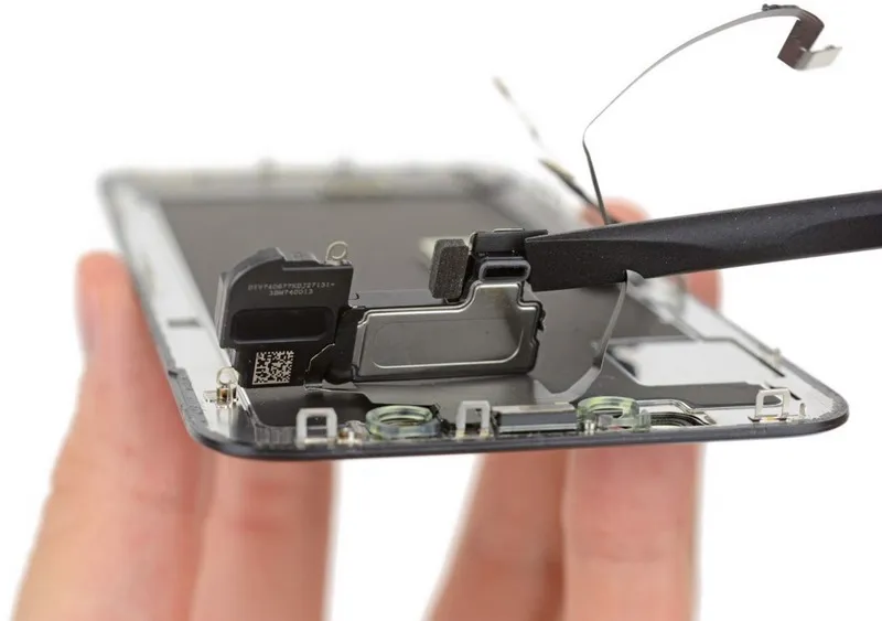 thay loa trong iphone