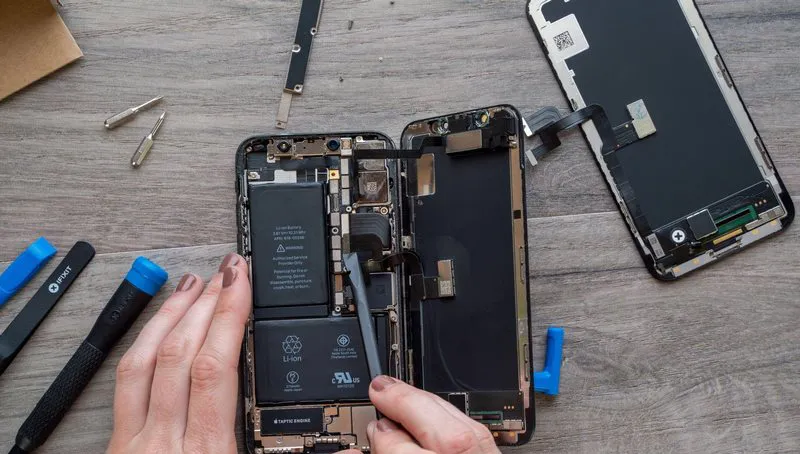 Thay pin iPhone Đà Nẵng chuyên nghiệp, giá tốt