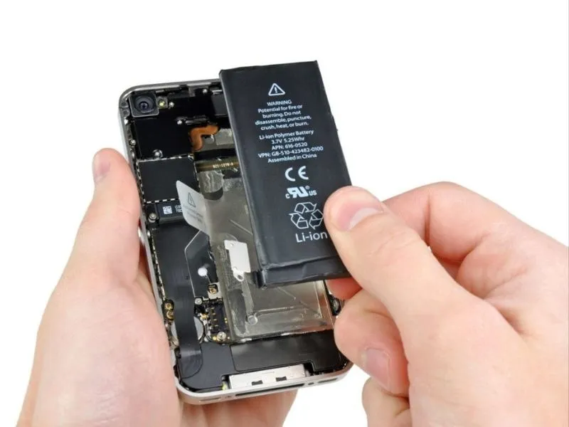 Kiểm tra nguyên nhân thông báo linh kiện không xác định trên iphone