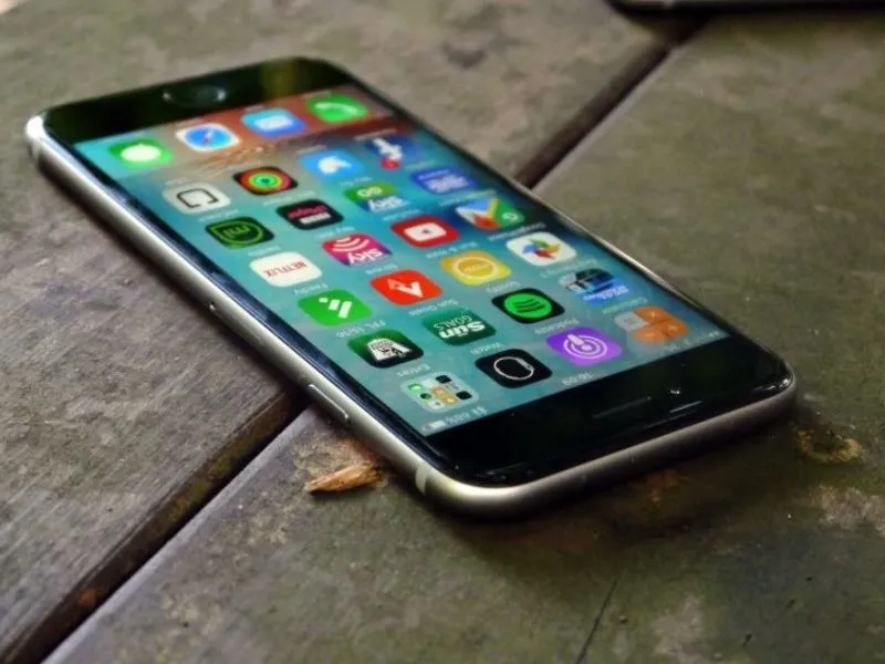 Cách chạm 2 lần mở màn hình iPhone 6