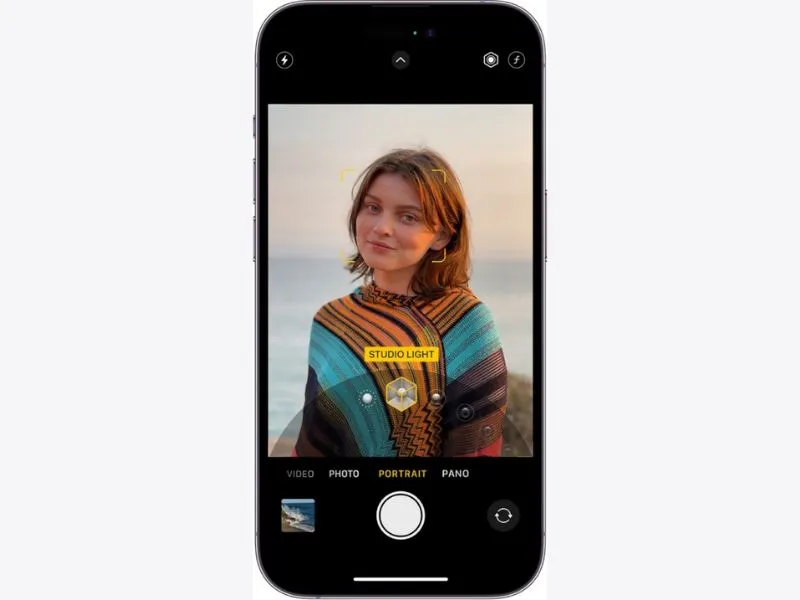 Tùy chỉnh hiệu ứng ánh sáng - cách chụp ảnh đẹp trên iPhone 15 Pro Max