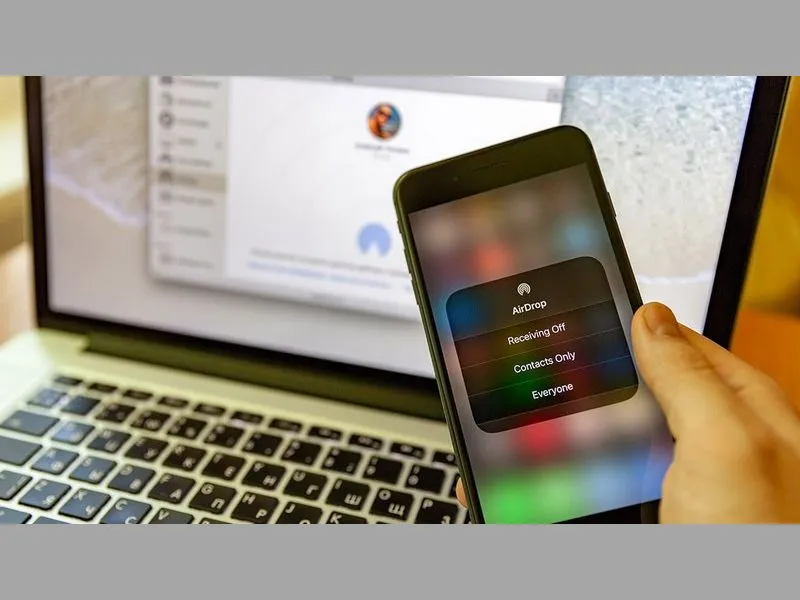 Cách chuyển hình từ iPhone sang iPhone bằng airdrop
