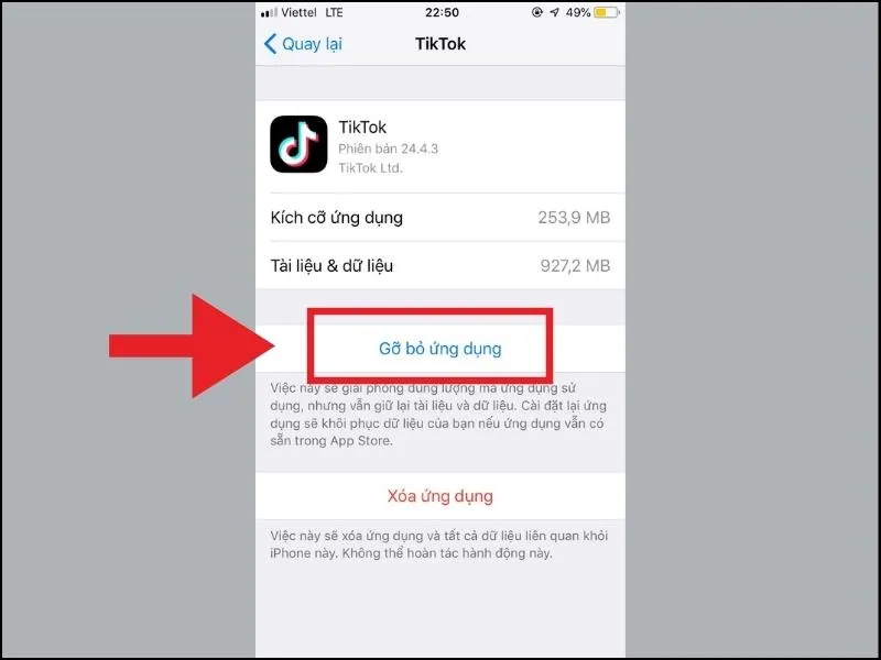 Chọn gỡ bỏ ứng dụng là cách dọn rác trên iPhone