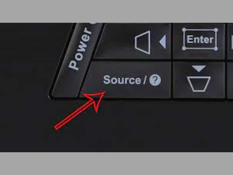 Bấm Source (Input) và chọn đúng cổng tín hiệu