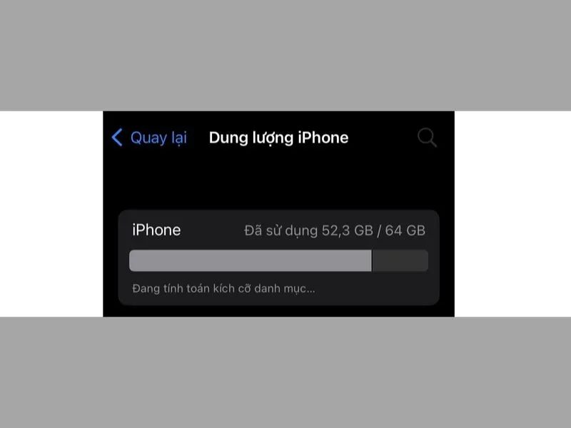 Dung lượng lưu trữ đang được tính toán trên iPhone