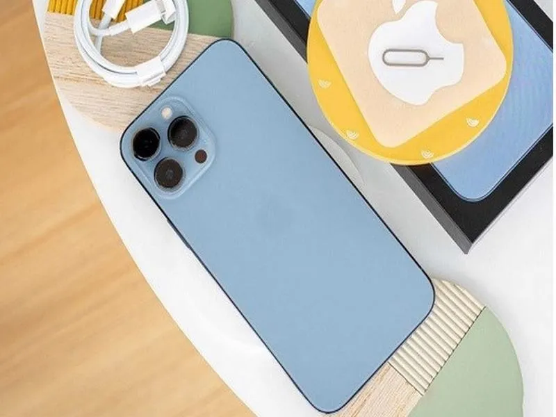 Cách kiểm tra iPhone 13 pro max chính hãng qua vỏ hộp