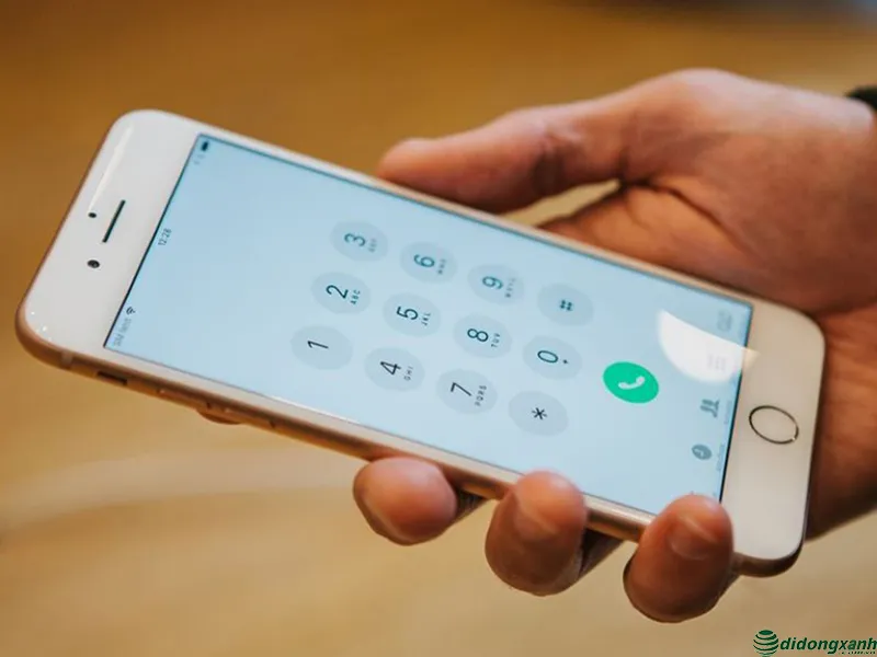 Kiểm tra tính năng cơ bản như gọi điện với iPhone 