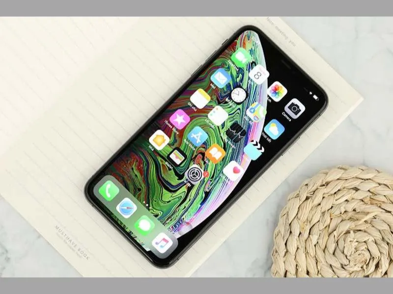 Nhận biết iPhone thông qua viền màn hình