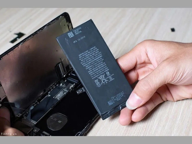 cách kiểm tra Pin iPhone đã thay chưa