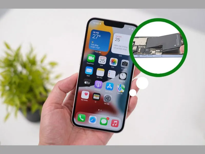 Hàng loạt nguy cơ, rủi ro tiềm tàng nếu bạn mua iPhone có pin không chính hãng