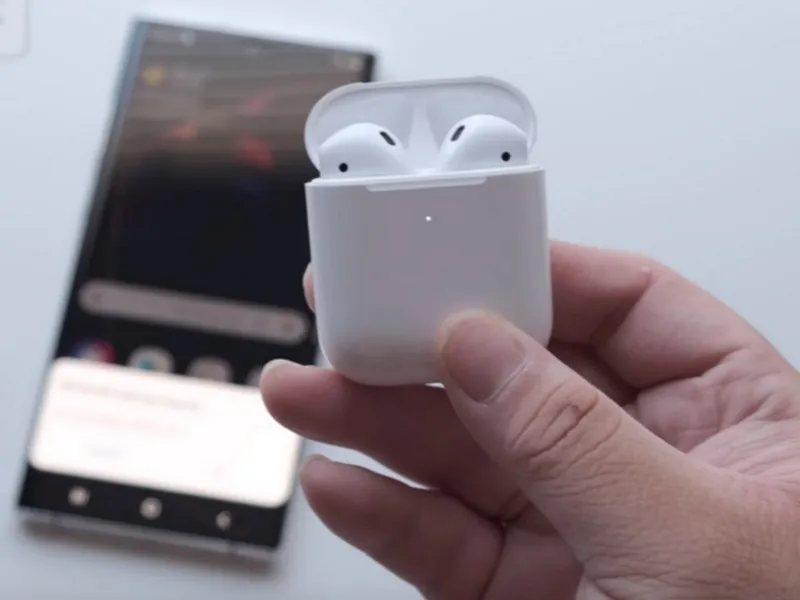 Điều khiển tai nghe Airpod bằng cảm biến lực