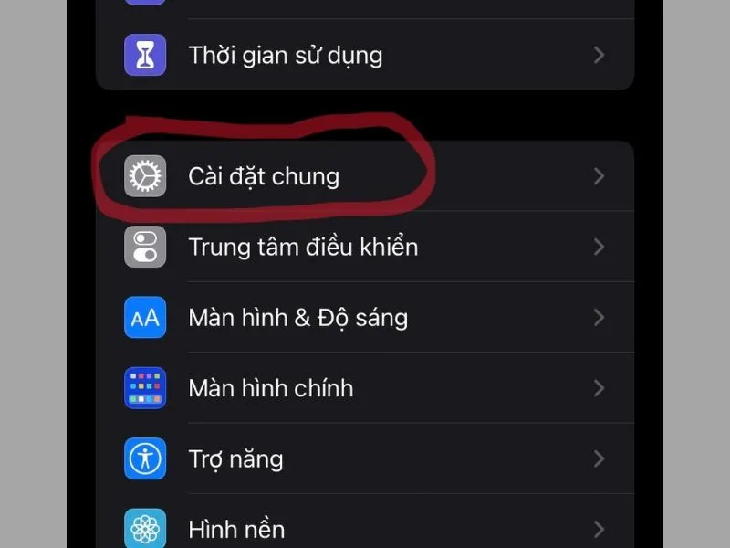 Cập nhật iOS là Cách tiết kiệm pin cho iPhone 13 Pro Max hiệu quả