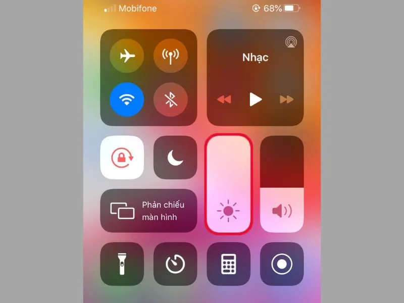 Giảm độ sáng màn hình cho iPhone phù hợp
