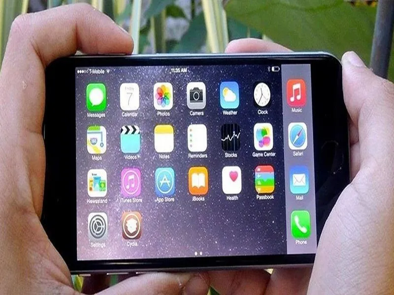 Xoay màn hình iPhone dễ dàng sử dụng
