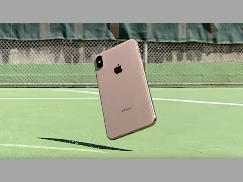 Các nguyên nhân khiến Chảy mực màn hình iPhone đều đến từ bên ngoài