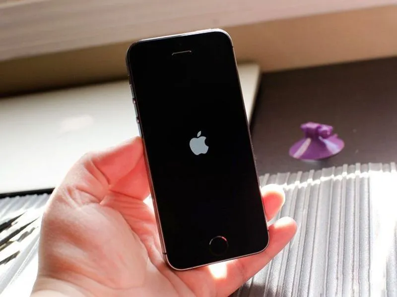 Có nên khôi phục cài đặt gốc iPhone để khắc phục hiện tượng máy đơ, chậm