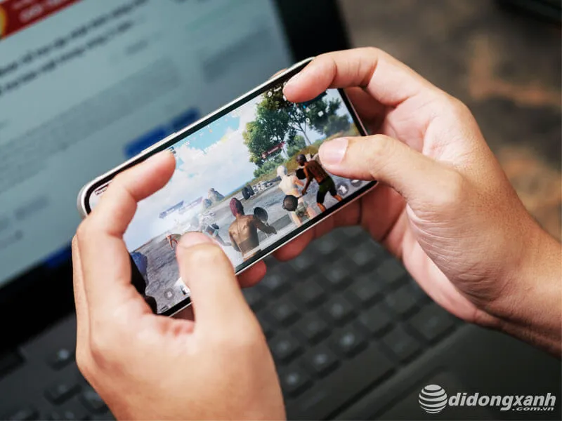 Có nên mua iPhone 12 mini khi sập giá chỉ còn 15 triệu? trải nghiệm chơi game
