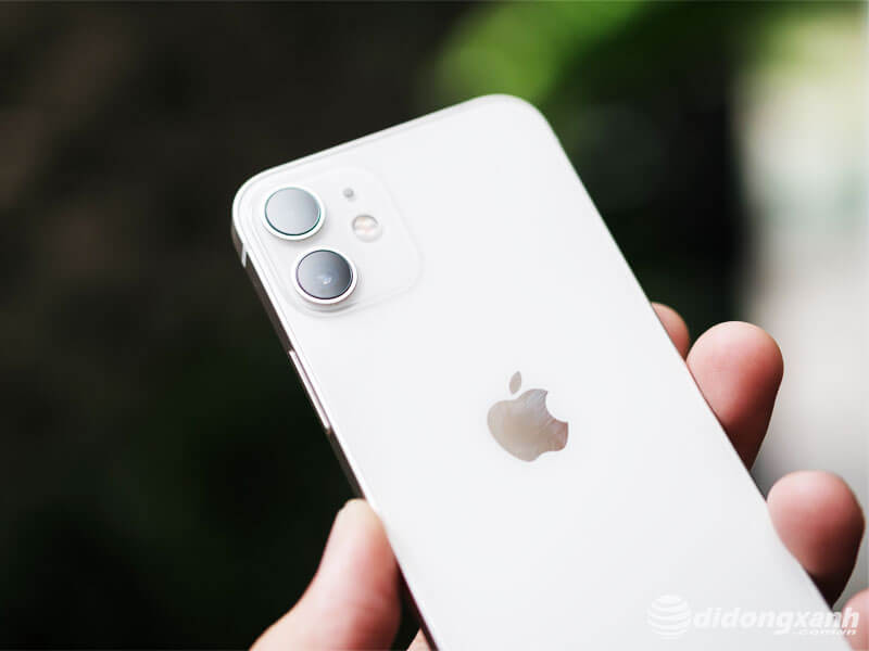 Có nên mua iPhone 12 mini khi sập giá chỉ còn 15 triệu?