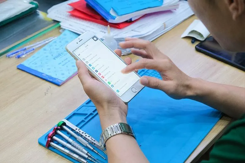 sửa chữa ép kính iPhone Đà nẵng giá rẻ