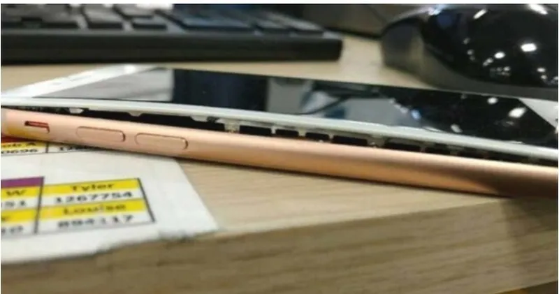 Phát hiện pin iPhone bị phồng qua đâu?