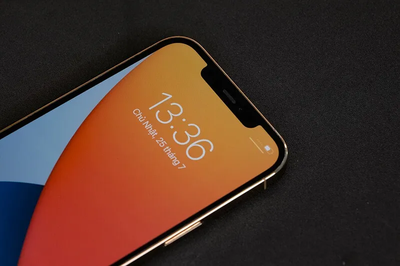 man hinh oled tren iphone 12 pro 256gb like new