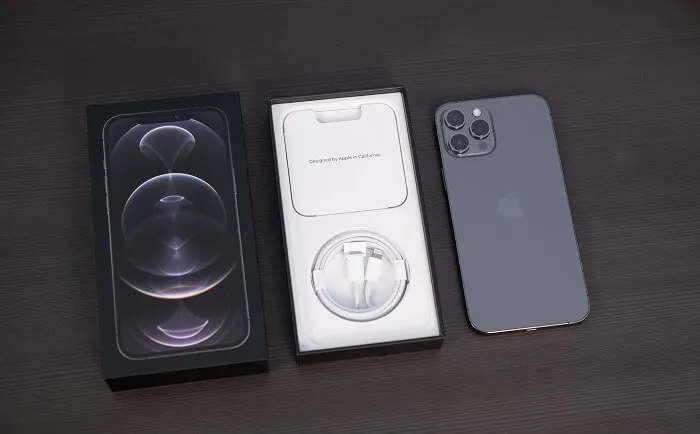 Dung lượng pin iphone 12 pro max cao