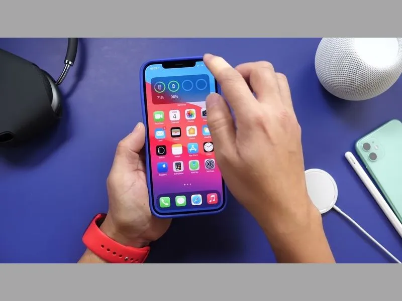 Tìm ra nguyên nhân để biết cách khắc phục iPhone 12 Pro Max sạc bị nóng máy