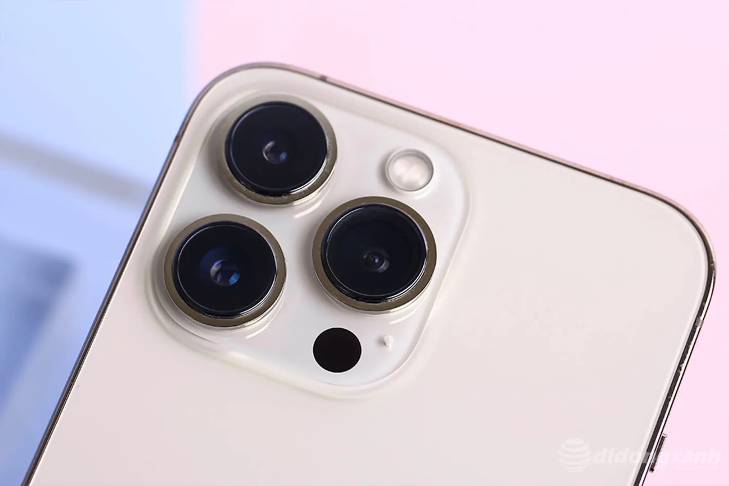 Camera chống rung quang học