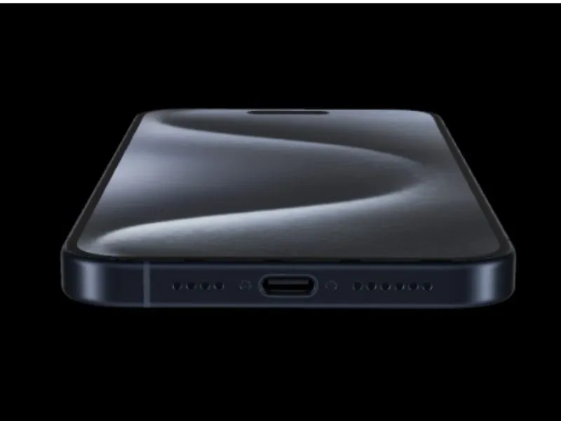 cong sac moi tren iphone15