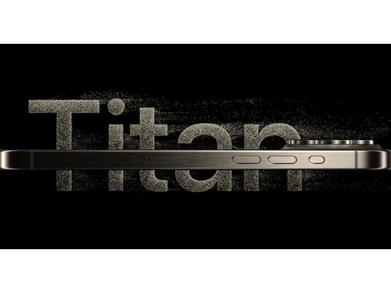 Khung viền Titan bóng, săn chắn và sang trọng