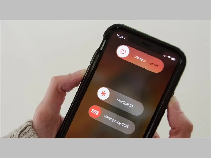 Khởi động lại modem wifi để khắc phục lỗi iPhone bắt wifi kém
