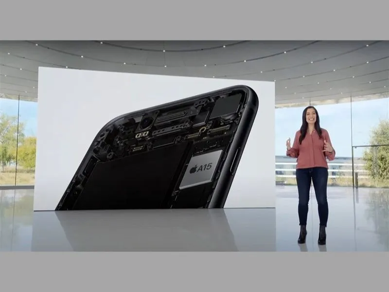 Hiệu năng là điểm sáng nhất của chiếc iPhone SE và iPhone 12
