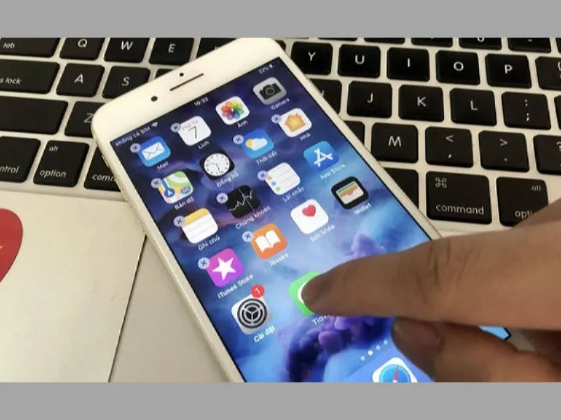 iPhone bị liệt cảm ứng nửa màn hình