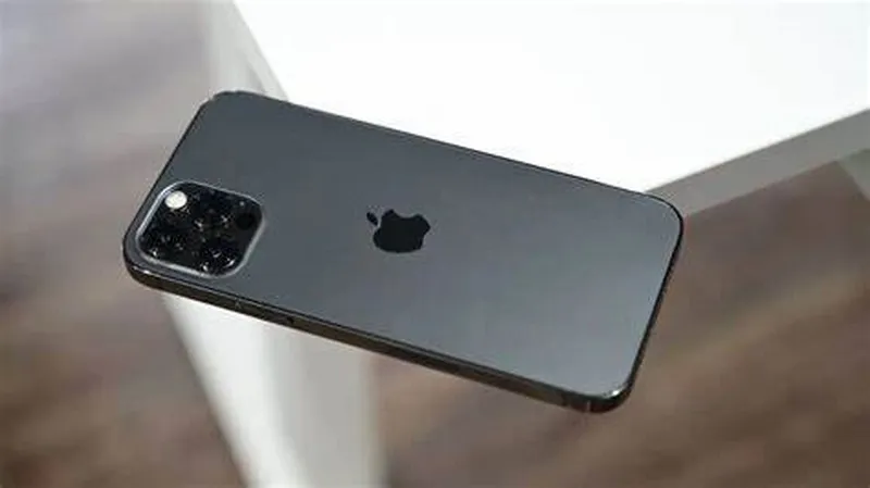 Màn hình iPhone tự giảm độ sáng