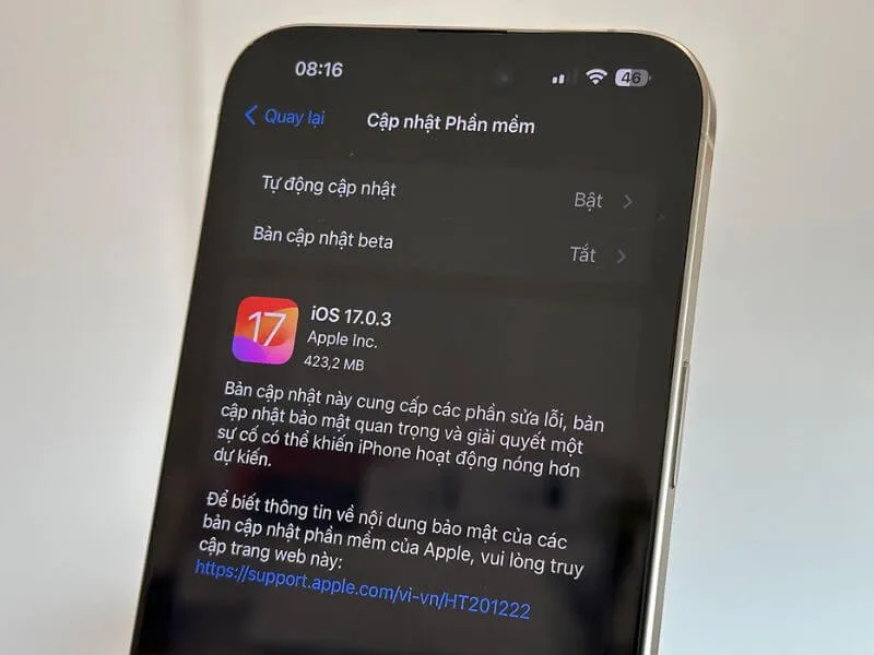 Cập nhập phần mềm IOS mới nhất xử lý màn hình iphone 15 bị lỗi burn in